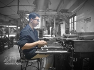 Vietnamese handicrafts seek to navigate global shifts via digital transformation